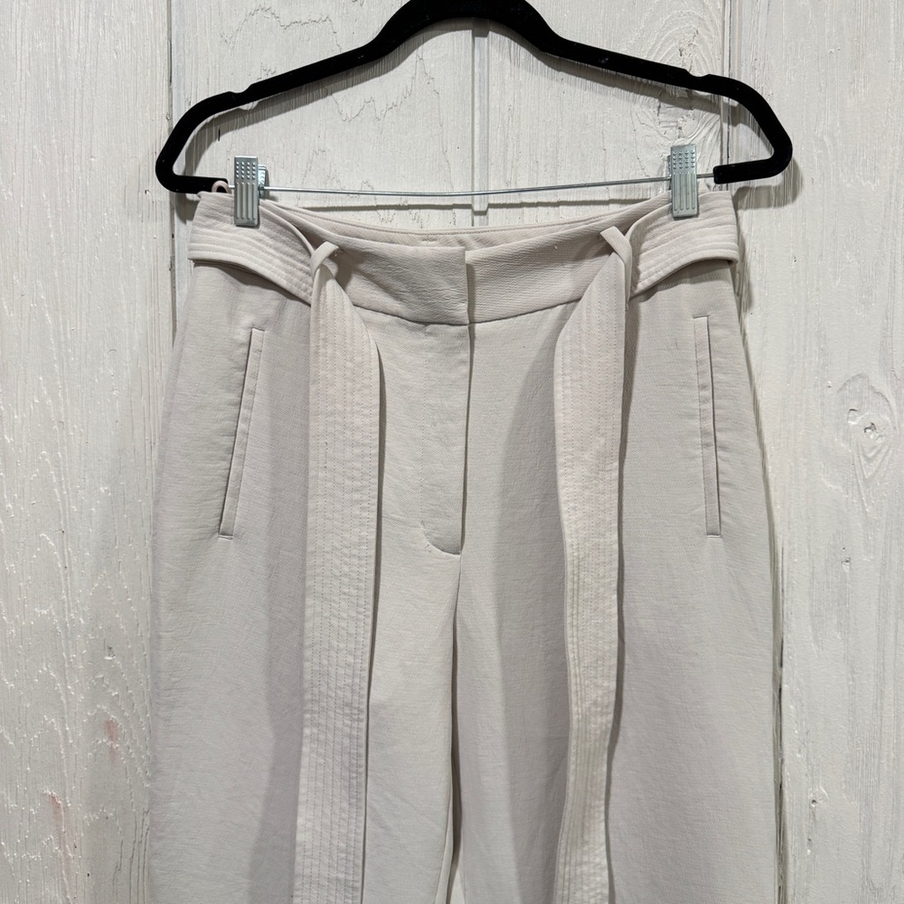 Wilfred Cream Women's Trousers
Tie-front Pant size 8 - Picture 7 of 13